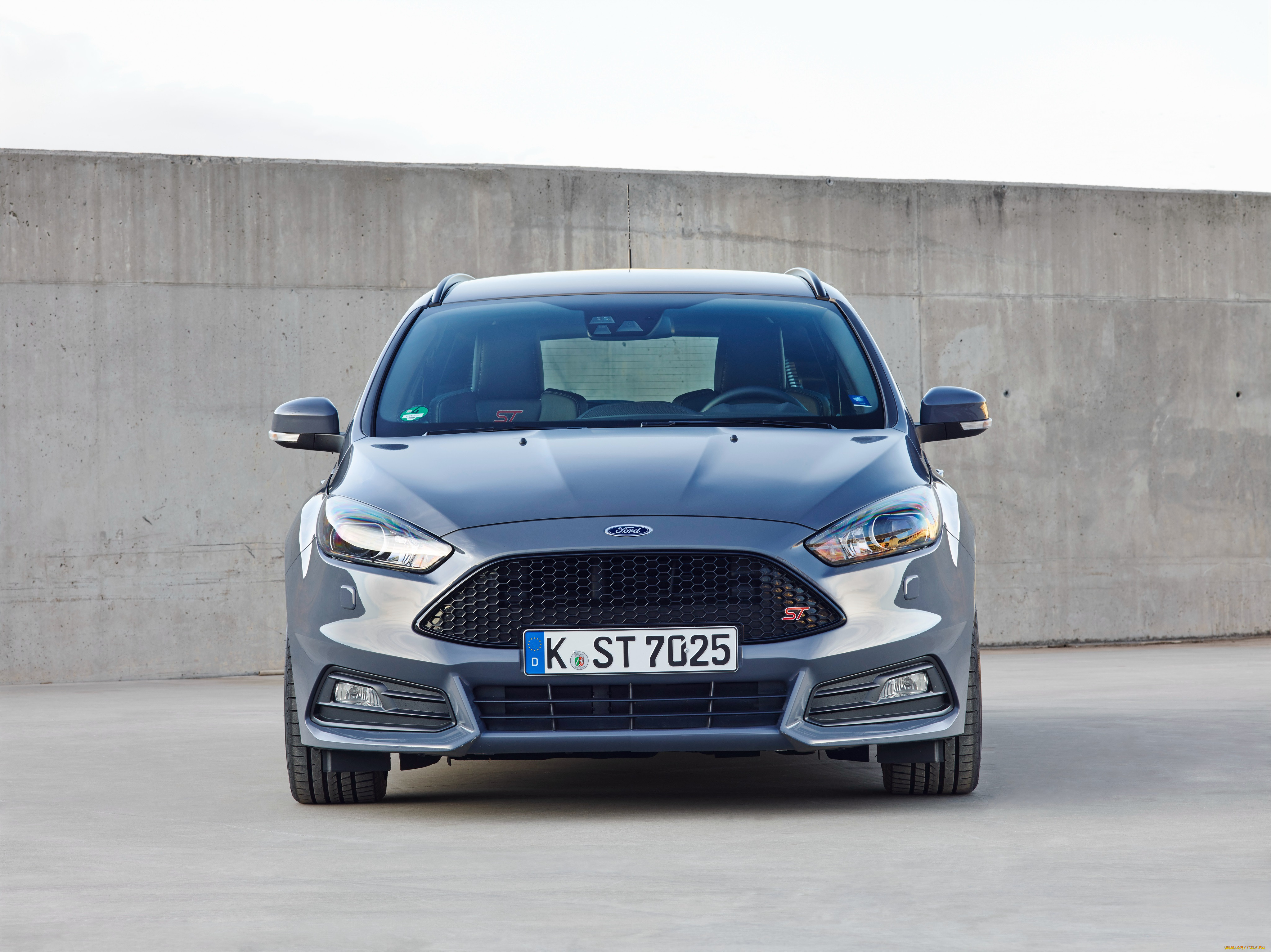 Ст 2014. Фокус 3 Рестайлинг St. Ford Focus 3 St 2015. Ford Focus St 2017 Wagon. Ford Focus 3 Restyling универсал.